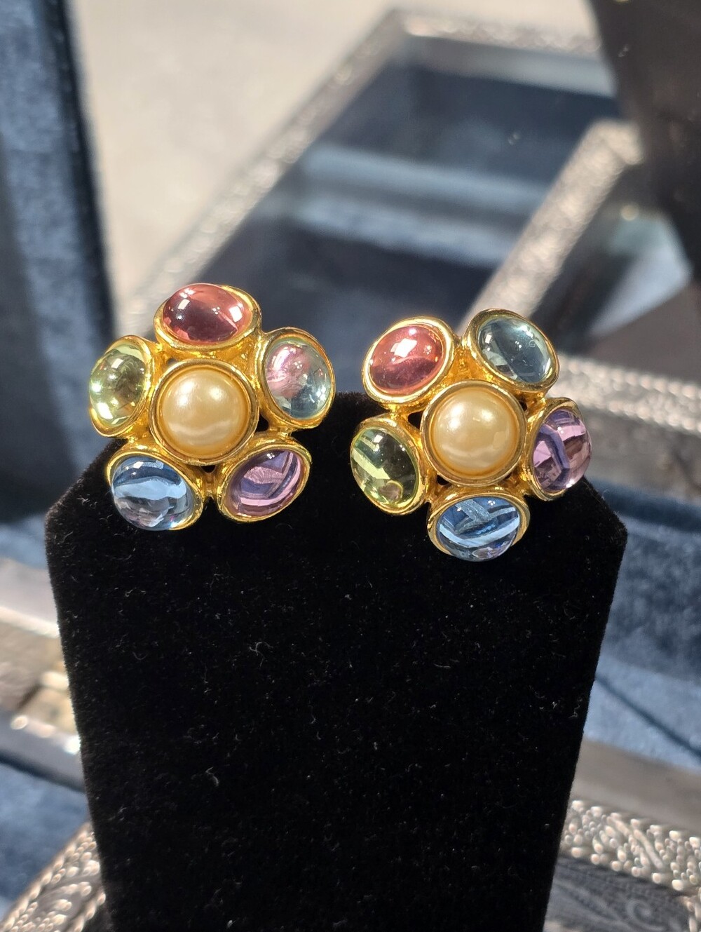 Vintage Pastel Flower Cluster Faux Pearl Clip-On Earrings